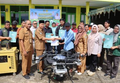 Wakil Bupati Serahkan 37 Unit Alsintan Kepada Brigade Pangan