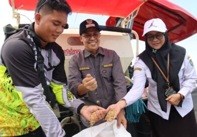 H. Supian Hadiri Syukuran Panen Padi di Desa Persil Raya