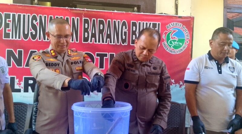 Kapolres Seruyan Pimpin Pemusnahan Barbuk 141 Paket Sabu Dengan Berat 1,82 Ons