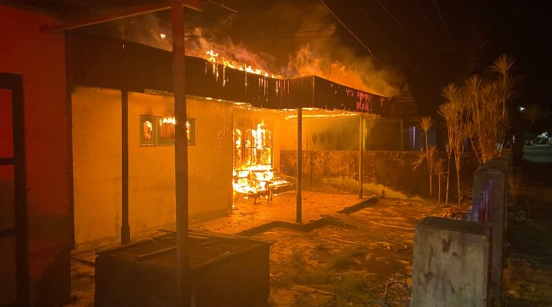 2 Rumah Hangus Terbakar di Jalan Samudin, 1 Korban Luka Bakar