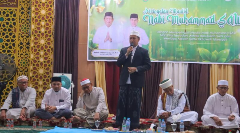 Masyarakat Kuala Pembuang Khidmat Peringati Maulid Nabi Muhammad SAW di Masjid Agung Nurul Yaqin