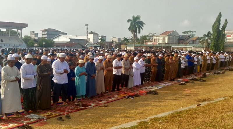 Pemkab Seruyan Gelar Salat Istisqa dan Doa Bersama Memohon Hujan di Tengah Musim Kemarau Pemkab Seruyan Gelar Salat Istisqa dan Doa Bersama Memohon Hujan di Tengah Musim Kemarau