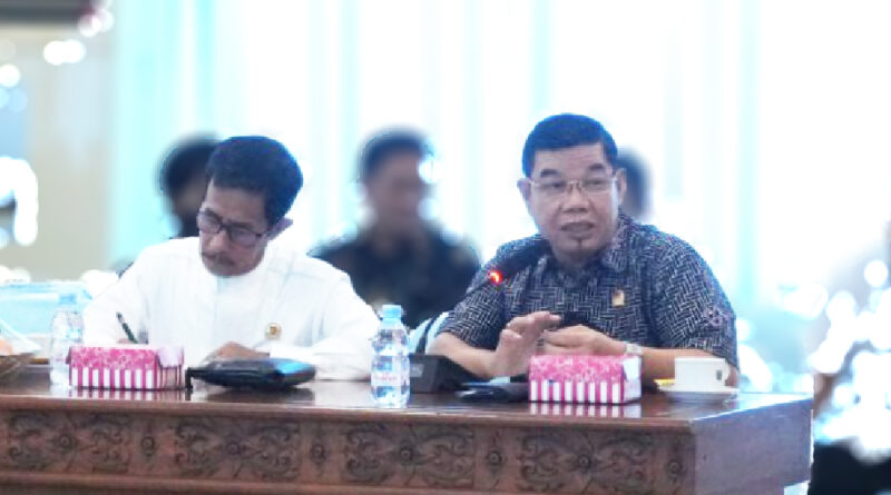 DPRD Kalteng Bakal Terus Kawal Persoalan Plasma Kelapa Sawit di Barito Timur DPRD Kalteng Bakal Terus Kawal Persoalan Plasma Kelapa Sawit di Barito Timur