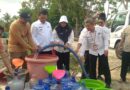 Ribuan Liter Air Bersih yang Disalurkan Pemkab Seruyan Disambut Antusias Masyarakat